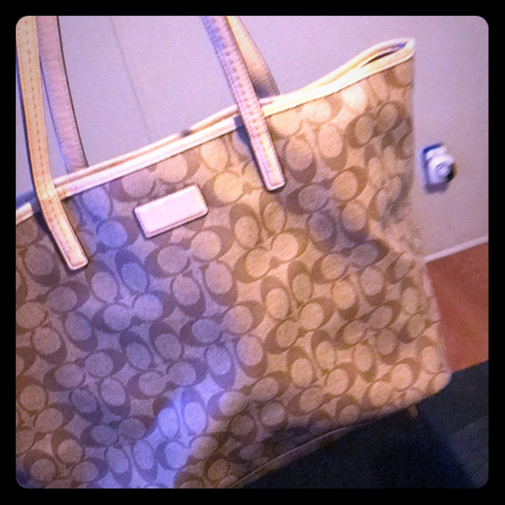 Coach tote